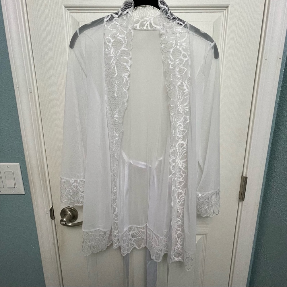 Frederick’s of Hollywood | Lara Mae robe | Lingerie, white bridal robe